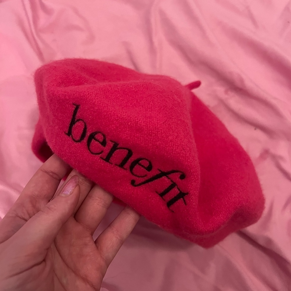 Benefit Beret